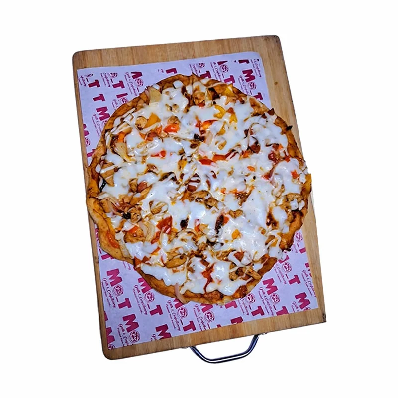 Chicken suya pizza